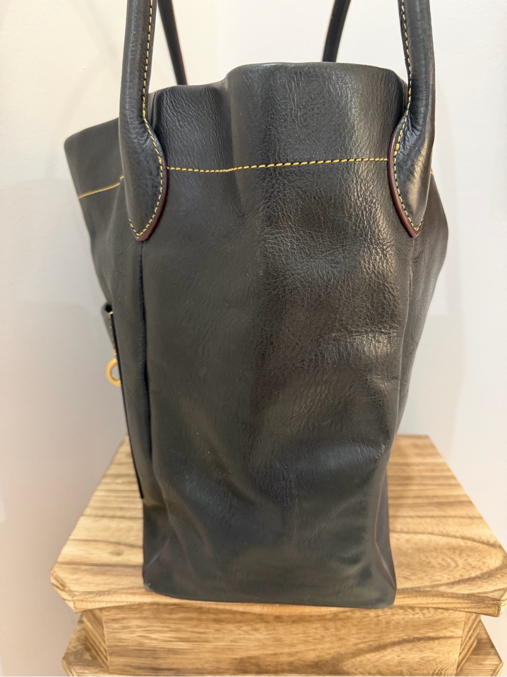 Dooney & Bourke Black Leather Tote with Gold Hardware w/dustbag - Picture 7 of 8